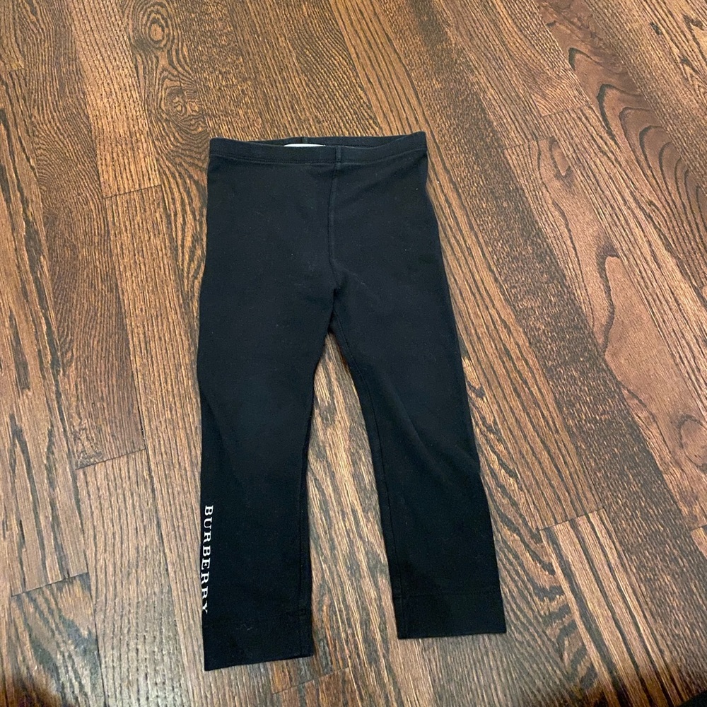 Authentic Burberry girls black leggings size 2Y.